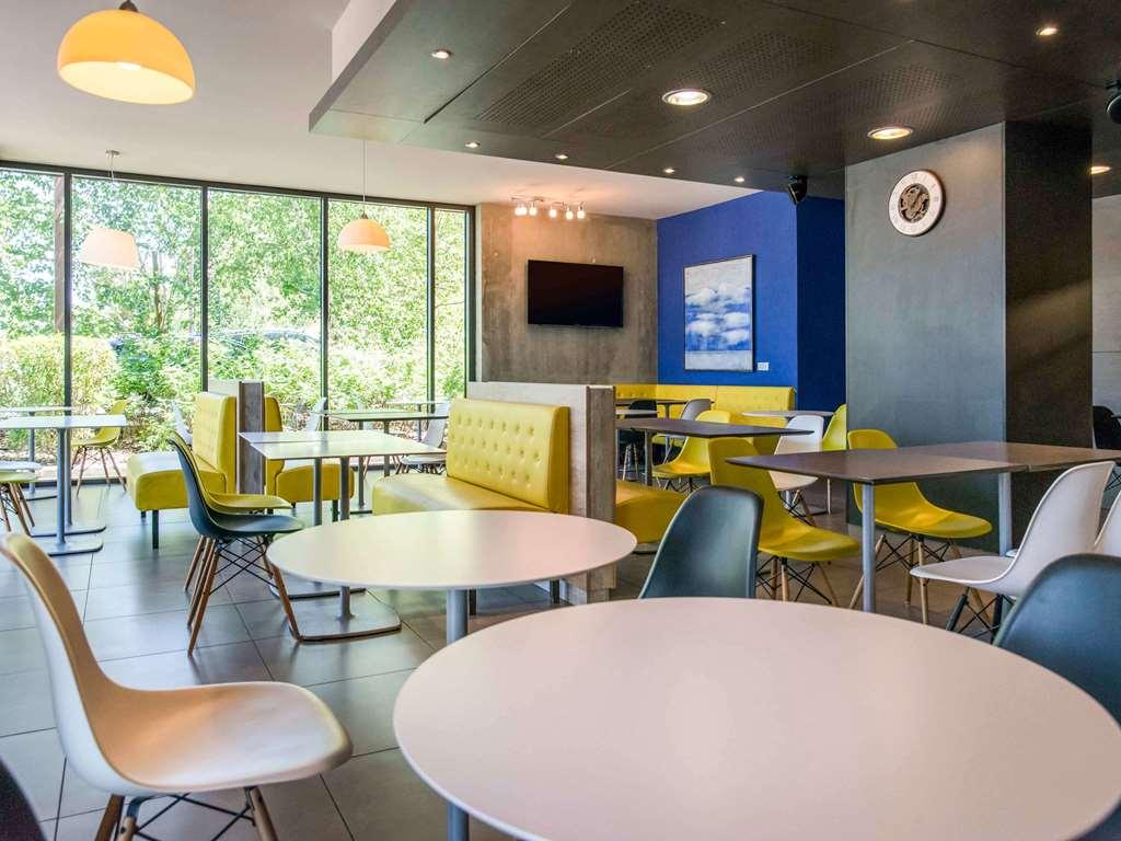 Ibis Budget Archamps Porte De Geneve Restoran fotoğraf