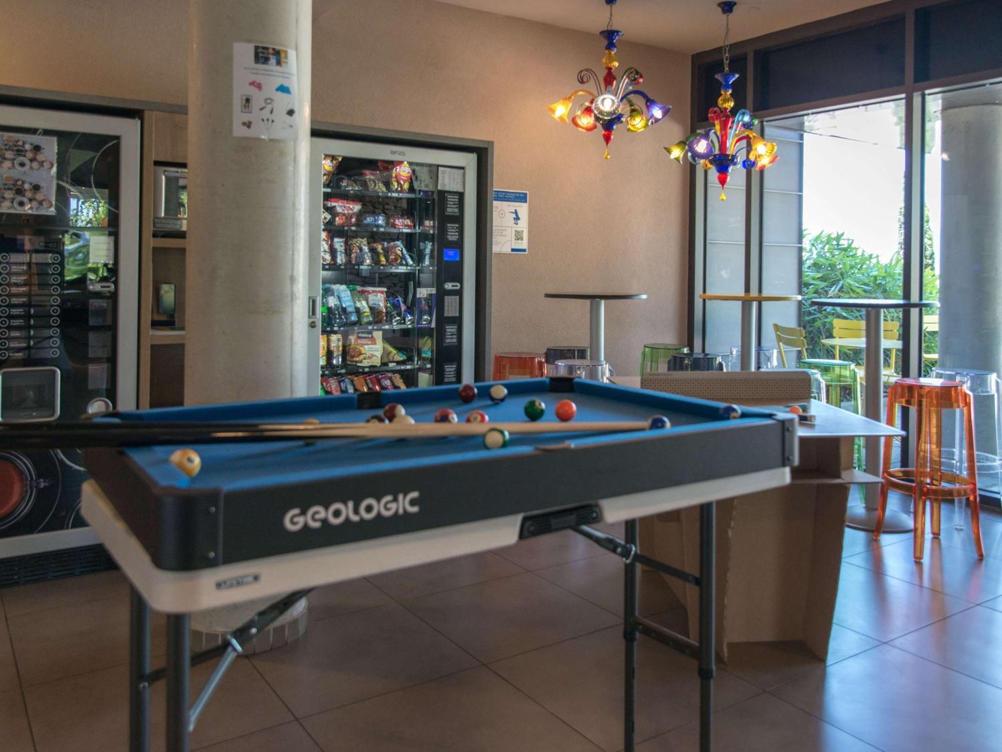 Ibis Budget Archamps Porte De Geneve Dış mekan fotoğraf